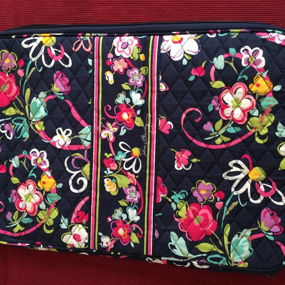 Vera Bradley Ribbons 17" Laptop Organizer Sleeve - Picture 4 of 4